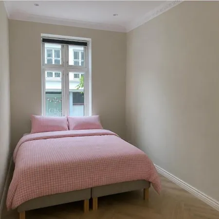 Апартаменты 2 Bedroom In The Heart Of Centrum Берген
